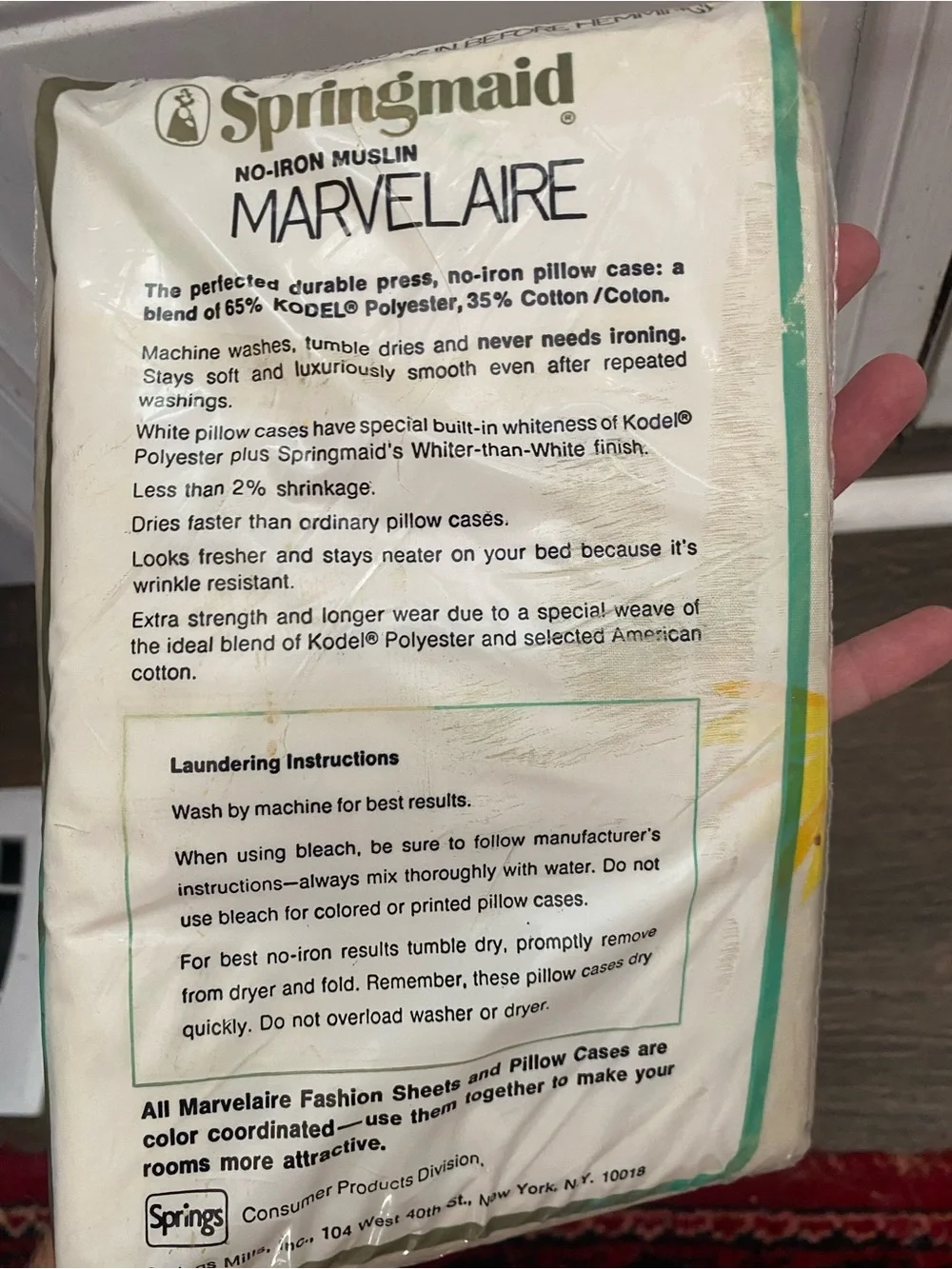 Springmaid Non-Iron Marvelaire Vintage Double Flat Sheet, 2 Standard Pillowcases